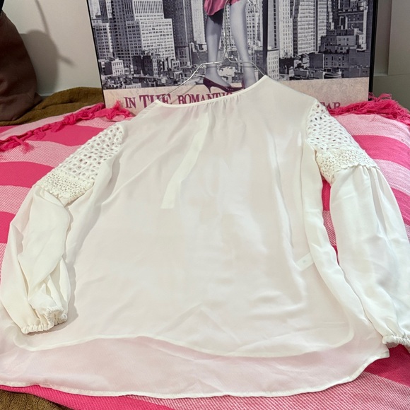 LOFT Women's White Blouse with Lace Sleeves - Picture 4 of 5